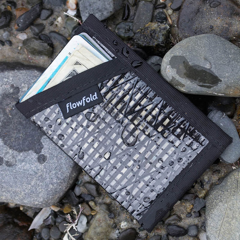 Flowfold Recycled Sailcloth Minimalist - Card Holder Wallet フローフォールド リサイクルセイルクロス ミニマリスト カードホルダー ウォレット