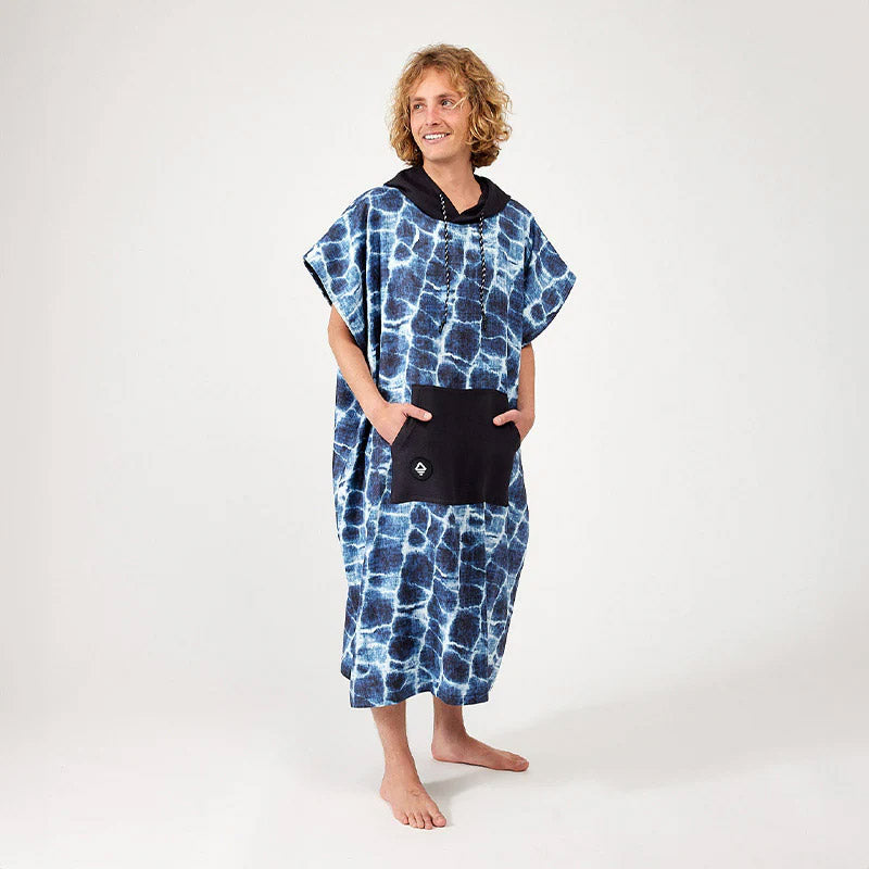 AGUA BLUE CHANGING PONCHO