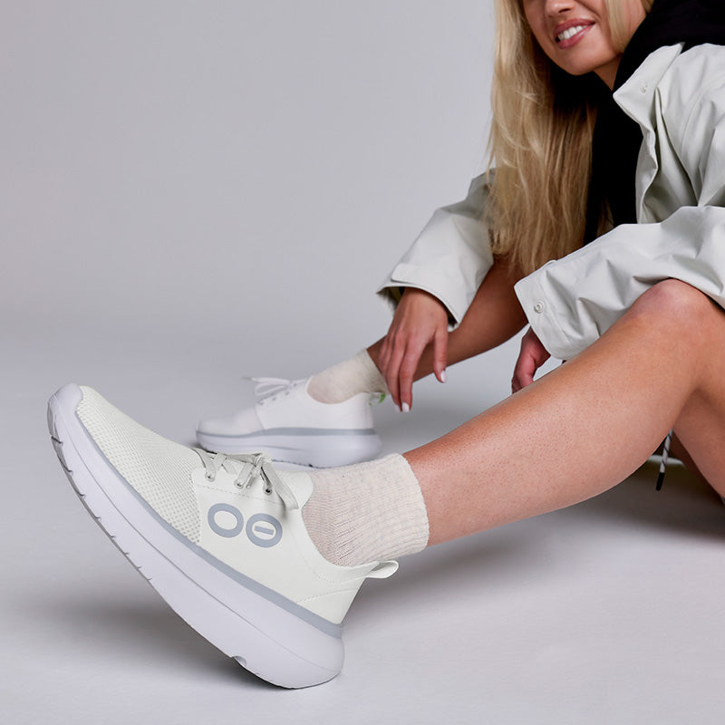 OOFOS WOMENS OOmy Stride - White/White ウーフォス ウィメンズ ウーマイ ストライド ホワイト ホワイト リカバリーシューズ