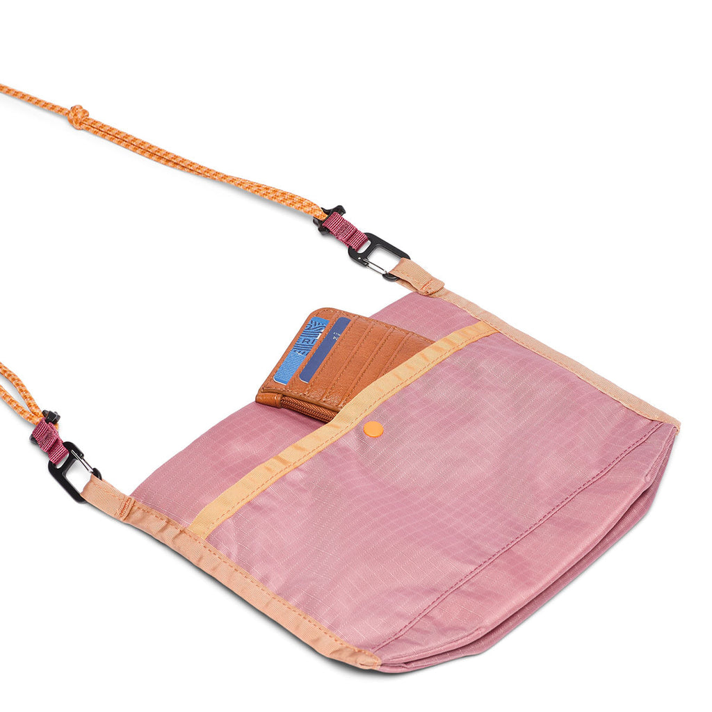 Cotopaxi Lista 2L Lightweight Crossbody Bag コトパクシ リスタ 2L ライトウェイト クロスボディバッグ カダディア