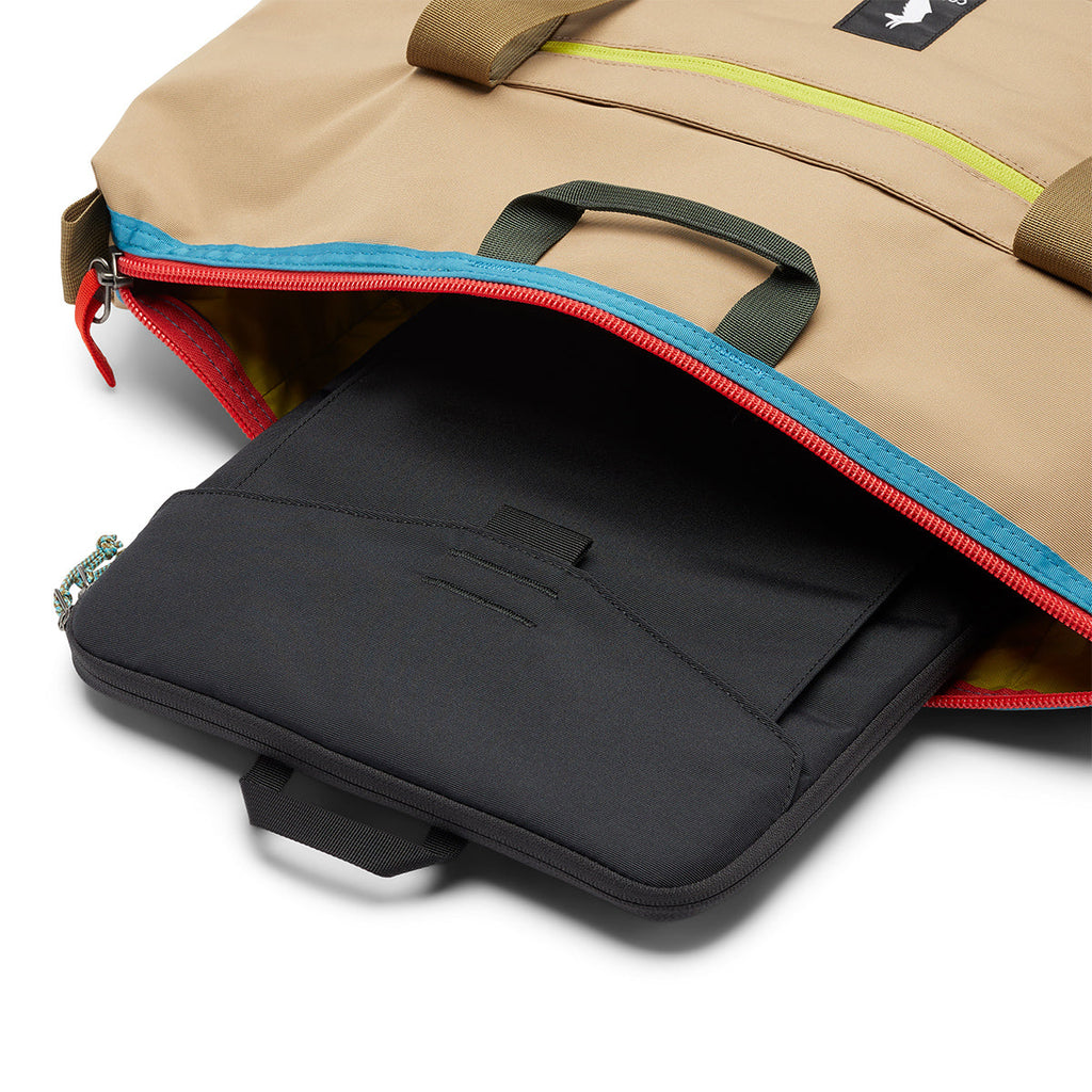 Cotopaxi  Laptop Sleeve 16 Inch - Cada Día コトパクシ ラップトップ スリーブ 16インチ カダディア