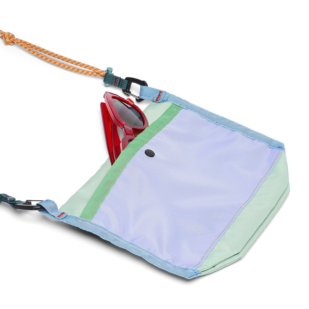 Cotopaxi Lista 2L Lightweight Crossbody Bag - Del Día コトパクシ リスタ 2リットル ライトウェイト クロスボディバッグ デルディア