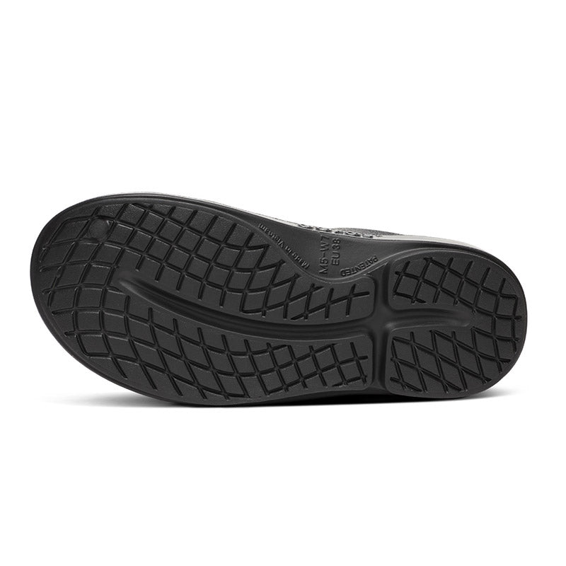 OOFOS OOcloog Luxe - Black Sparkle ウーフォス ウークルッグルクス ブラックスパークル リカバリーサンダル