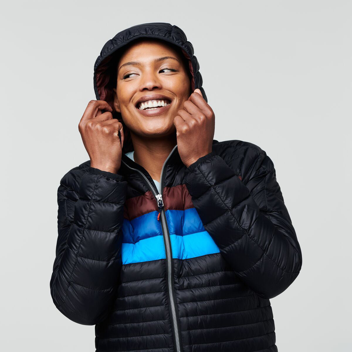 Fuego Hooded Down Jacket - WOMENS